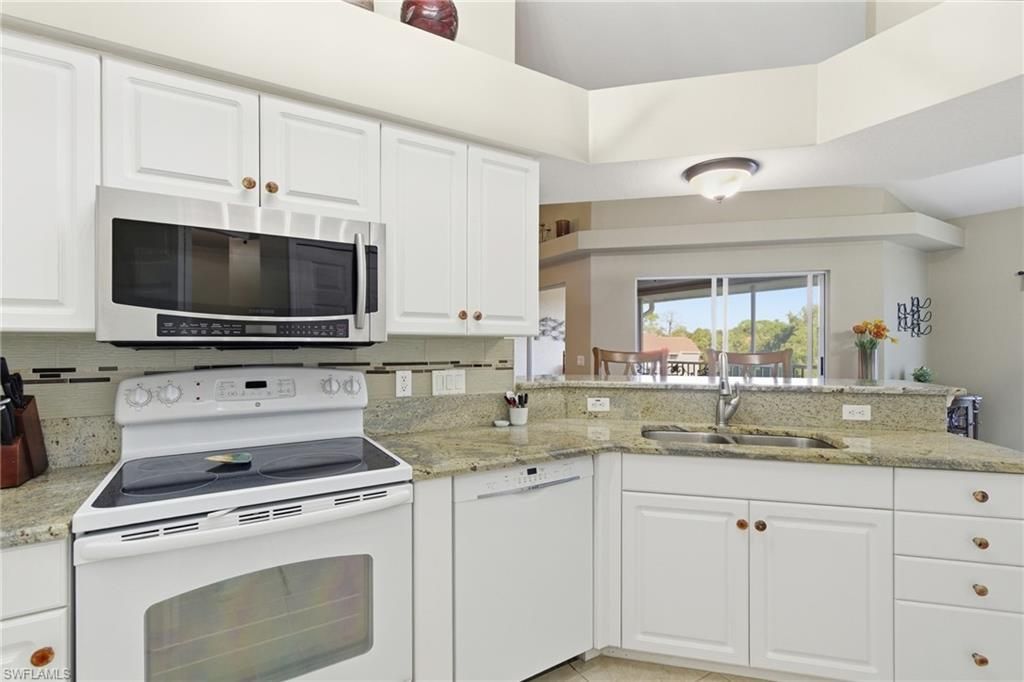 26630 Rosewood Pointe Dr, Unit 305, Bonita Springs, FL 34135 Photo