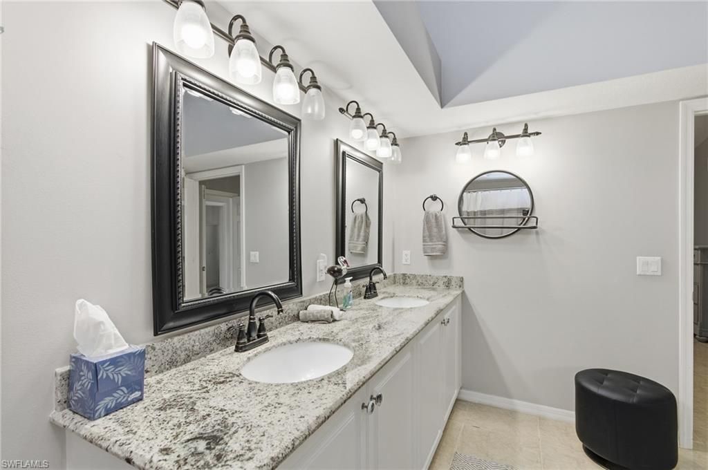 26630 Rosewood Pointe Dr, Unit 305, Bonita Springs, FL 34135 Photo