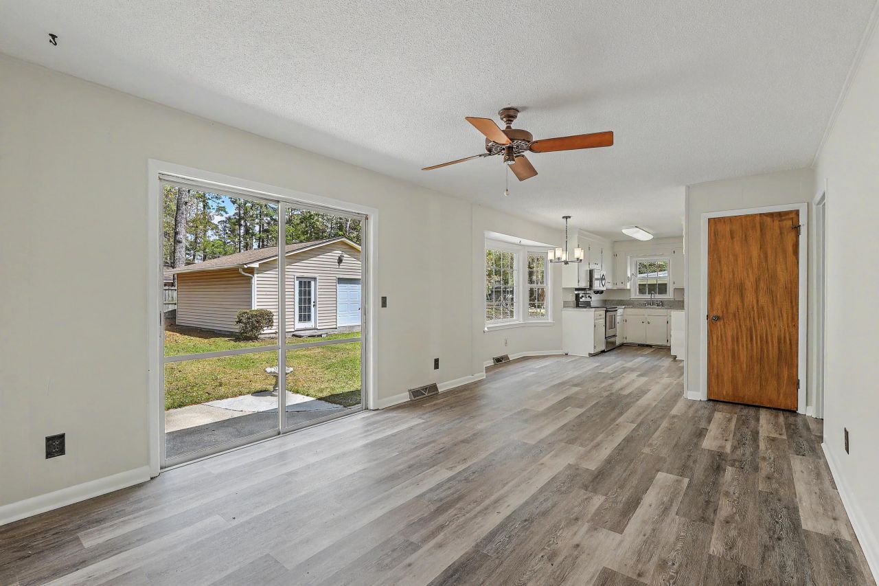 109 Niblick Road Photo 11