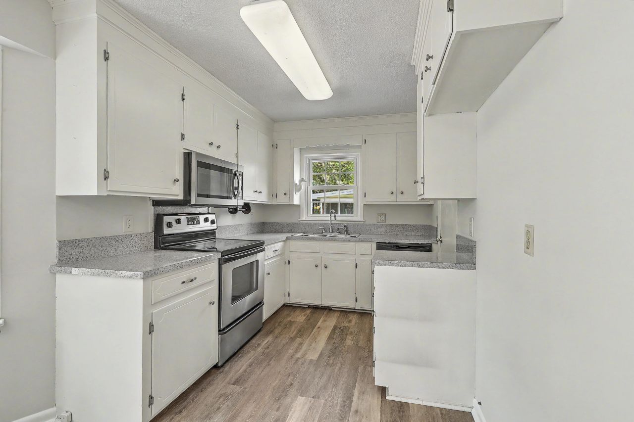 109 Niblick Road Photo 16