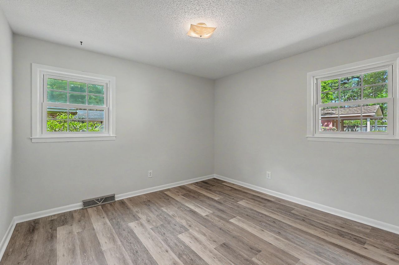 109 Niblick Road Photo 24