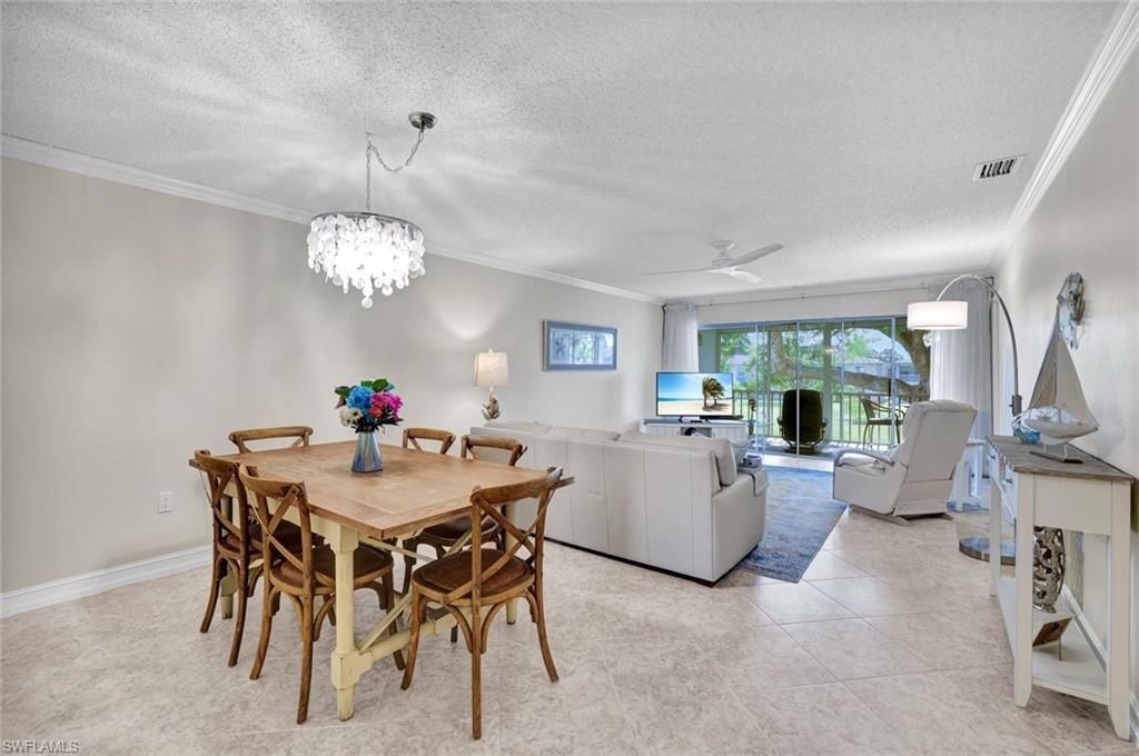 325 Charlemagne Blvd, Unit C204, Naples, FL 34112 Photo