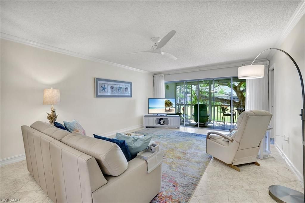 325 Charlemagne Blvd, Unit C204, Naples, FL 34112 Photo