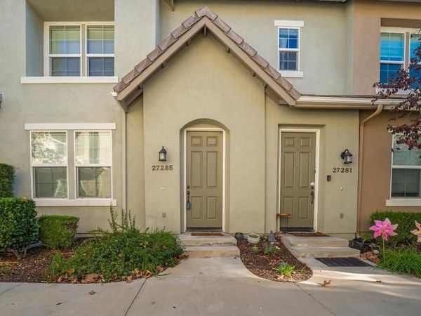 27285 Blue Spruce Place, Valencia, CA 91354