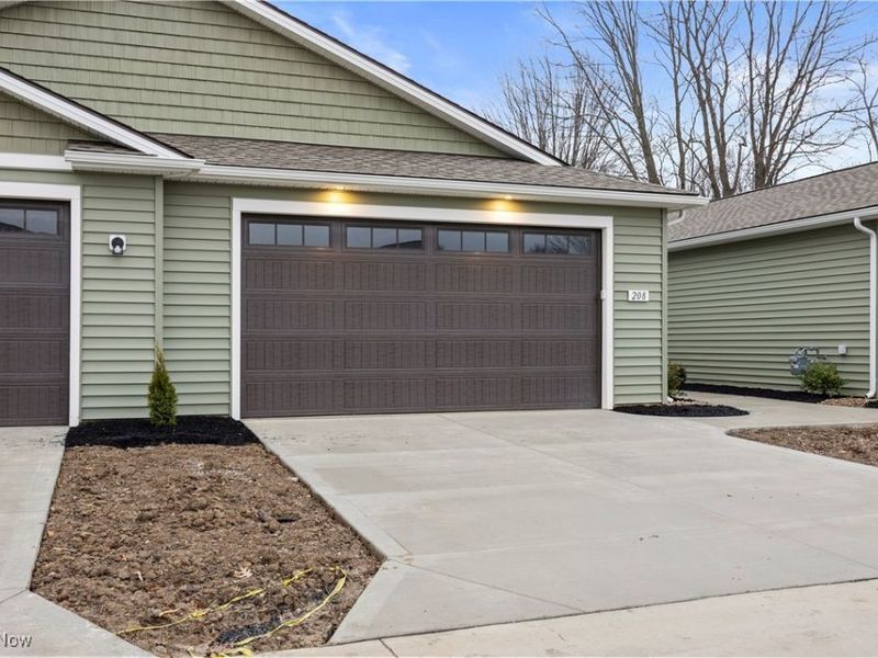 208 Alexander Drive, Elyria, OH 44035 Photo 5