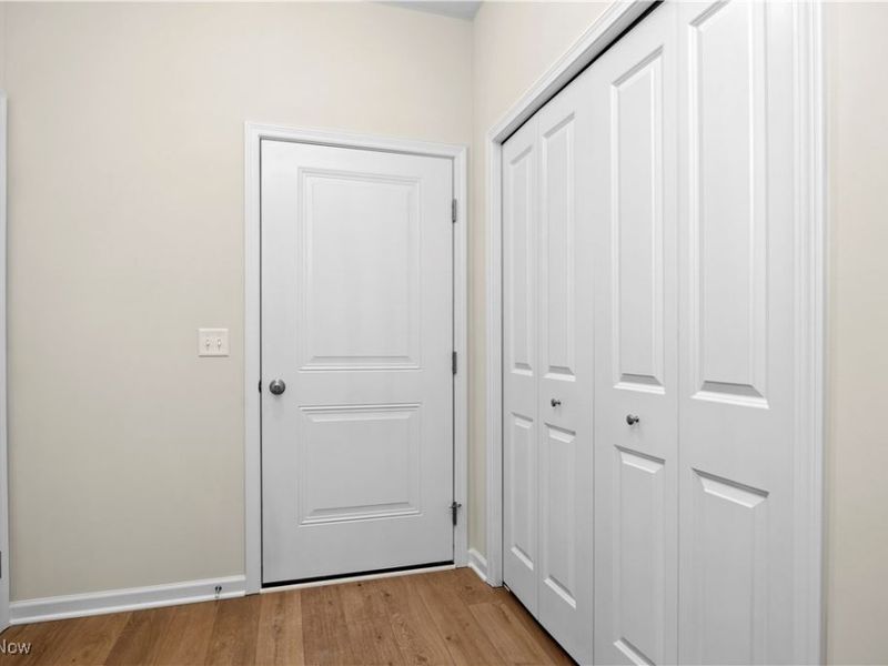 208 Alexander Drive, Elyria, OH 44035 Photo 7