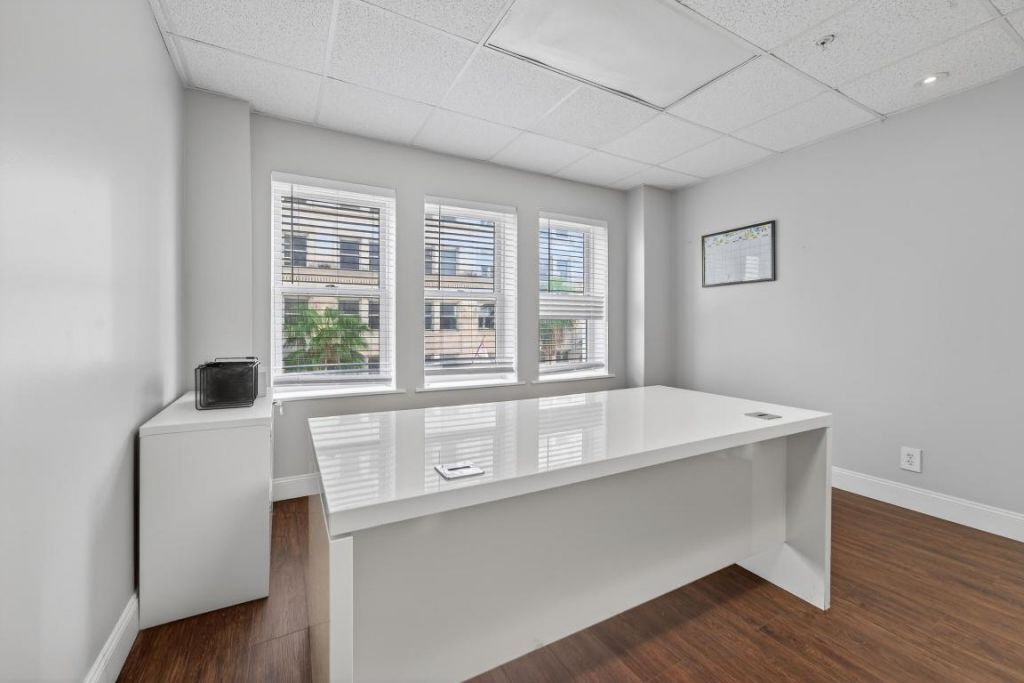 120 S Olive Avenue, Unit 303, West Palm Beach, FL 33401 Photo