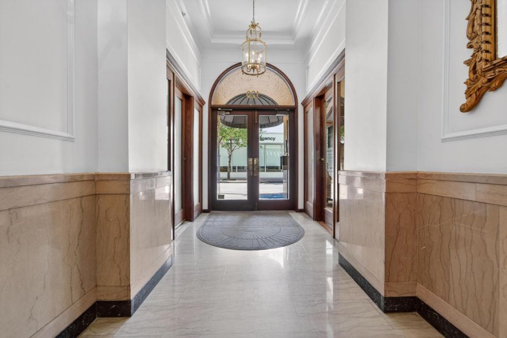 120 S Olive Avenue, Unit 303, West Palm Beach, FL 33401 Photo