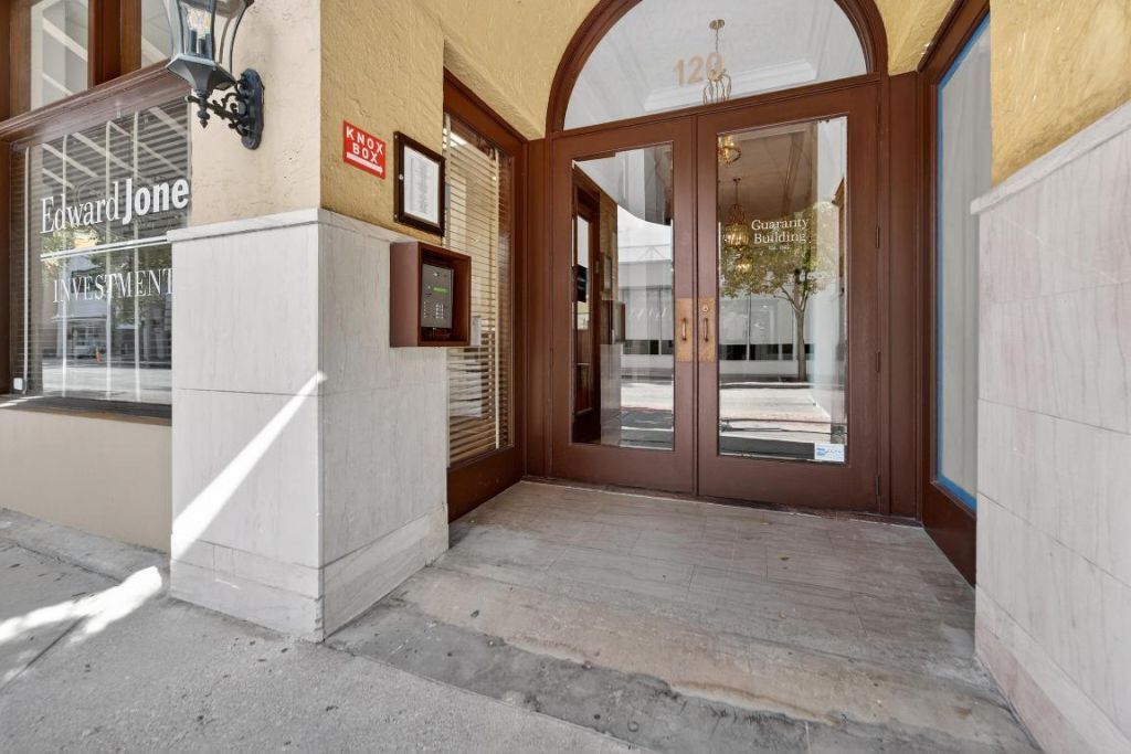 120 S Olive Avenue, Unit 303, West Palm Beach, FL 33401 Photo