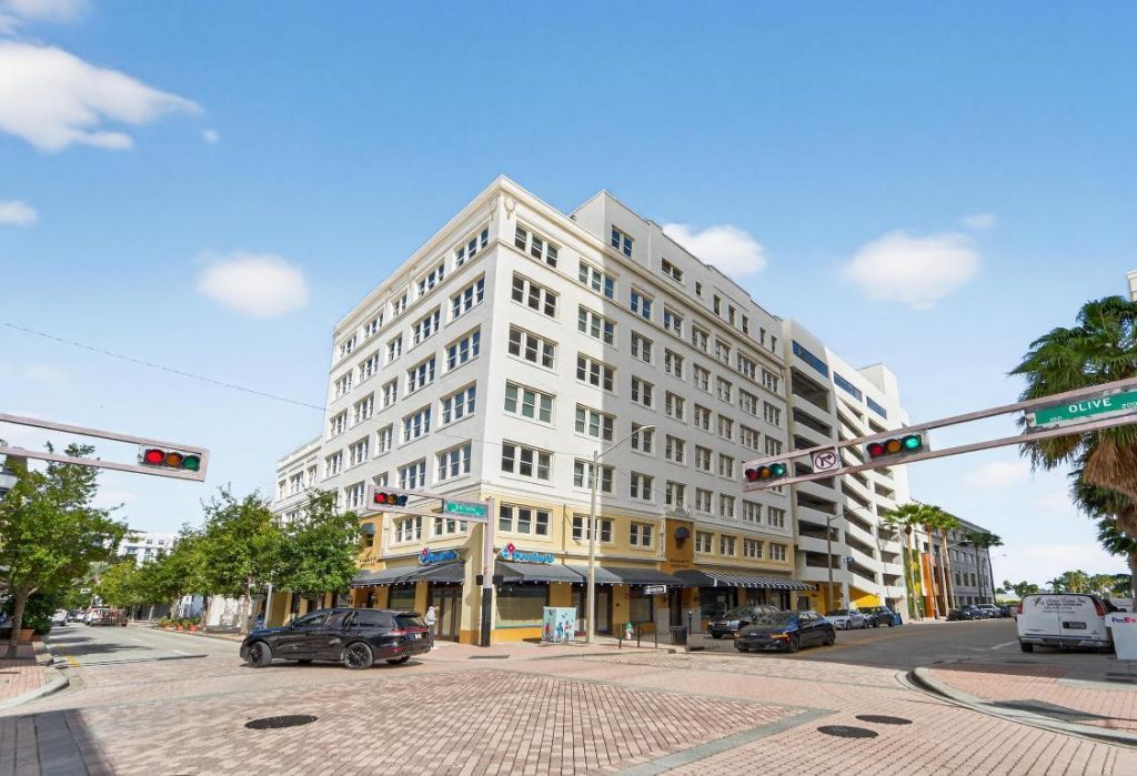 120 S Olive Avenue, Unit 303, West Palm Beach, FL 33401 Photo