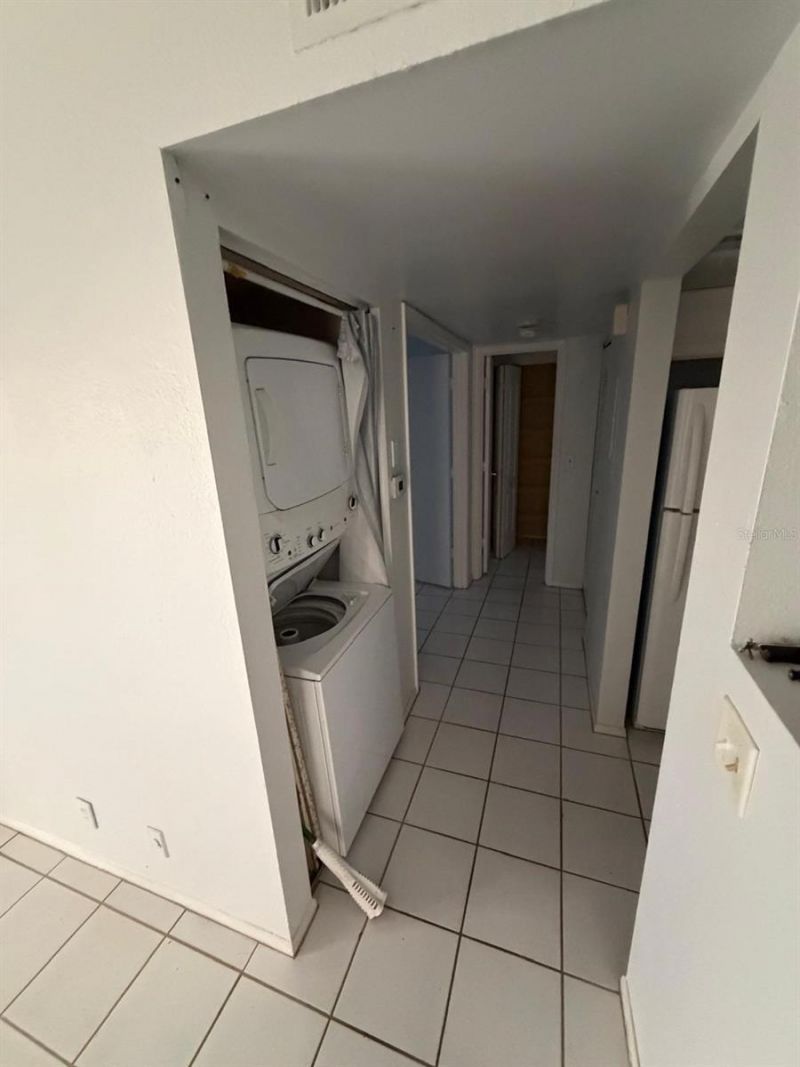 1531 SE Royal Green Circle, Unit 107, Port Saint Lucie, FL 34952 Photo