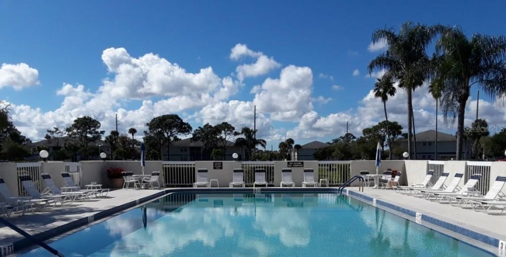 1531 SE Royal Green Circle, Unit 107, Port Saint Lucie, FL 34952 Photo