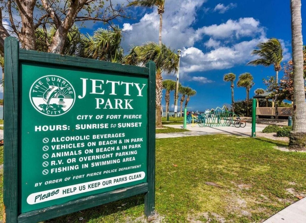 1531 SE Royal Green Circle, Unit 107, Port Saint Lucie, FL 34952 Photo