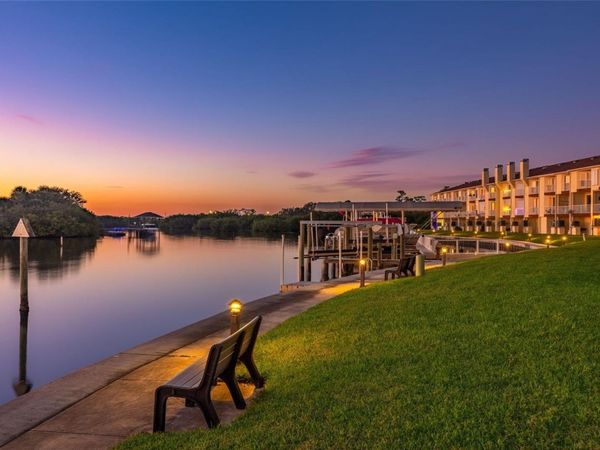 152 BRENT CIRCLE, OLDSMAR, FL 34677