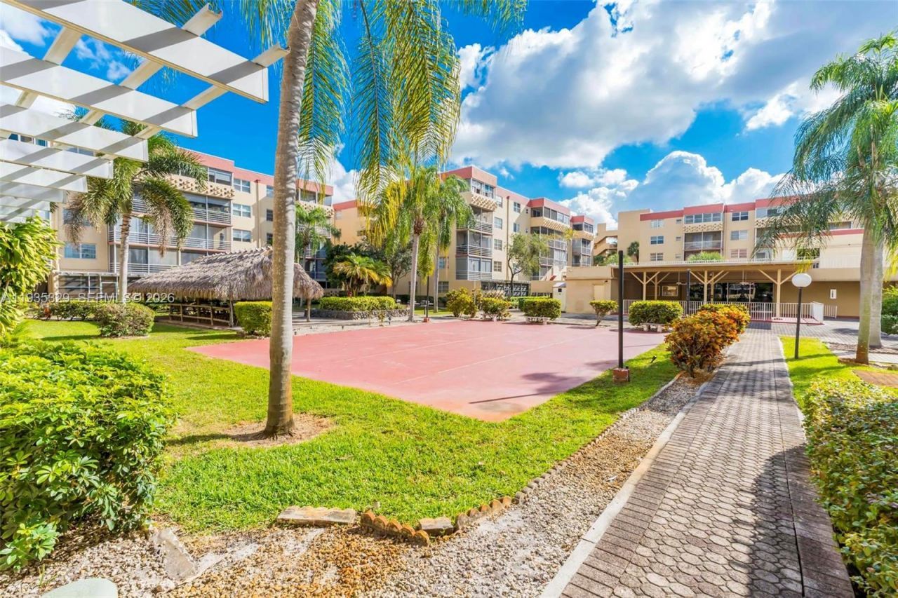 406 NW 68th Ave, Unit 125, Plantation, FL 33317 Photo