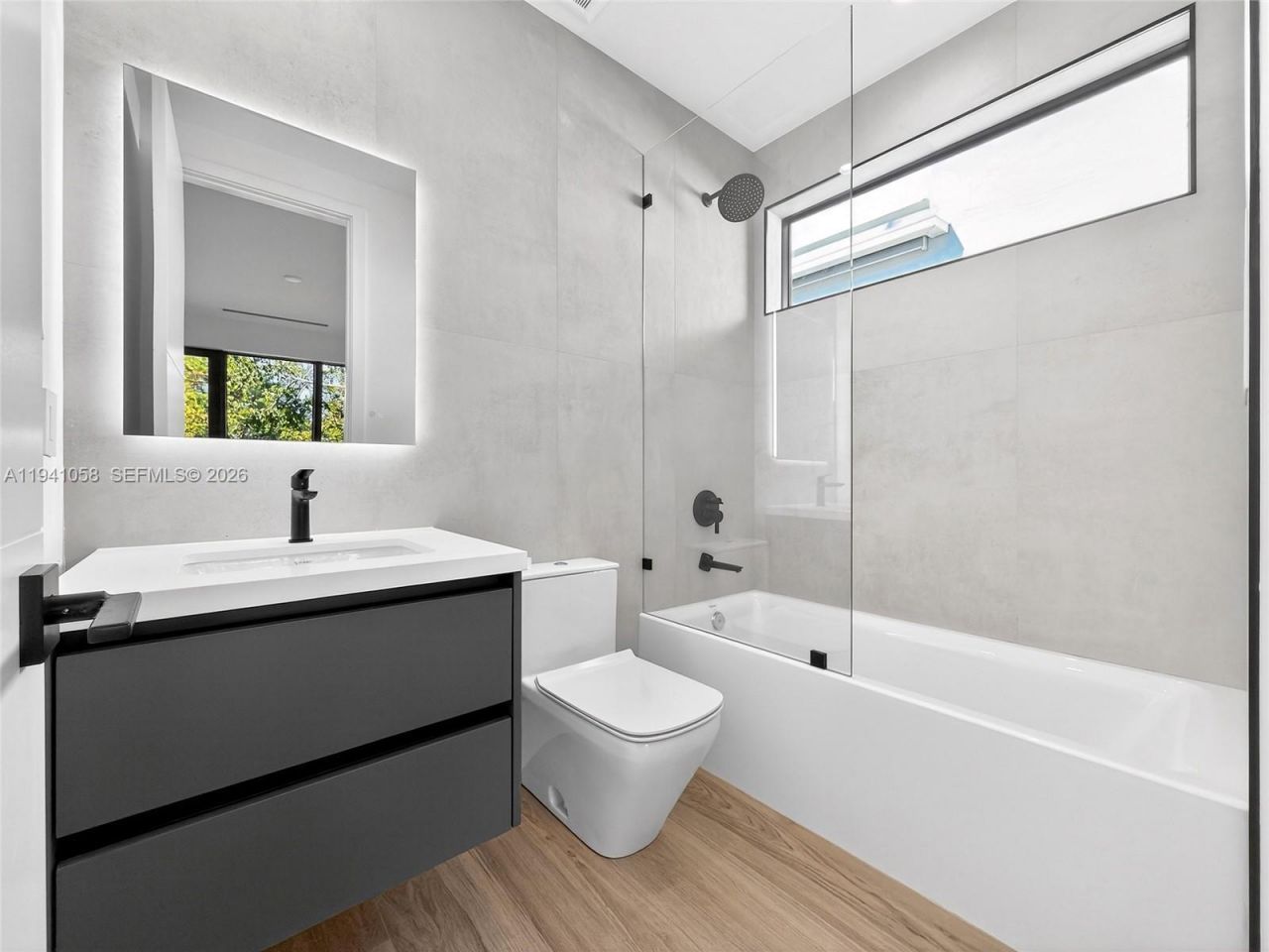 3084 Indiana St, Miami, FL 33133 Photo