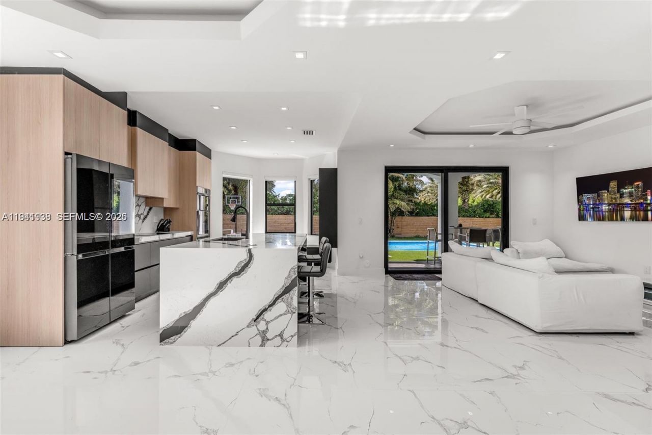 19246 SW 132nd Ave , Miami, FL 33177 Photo