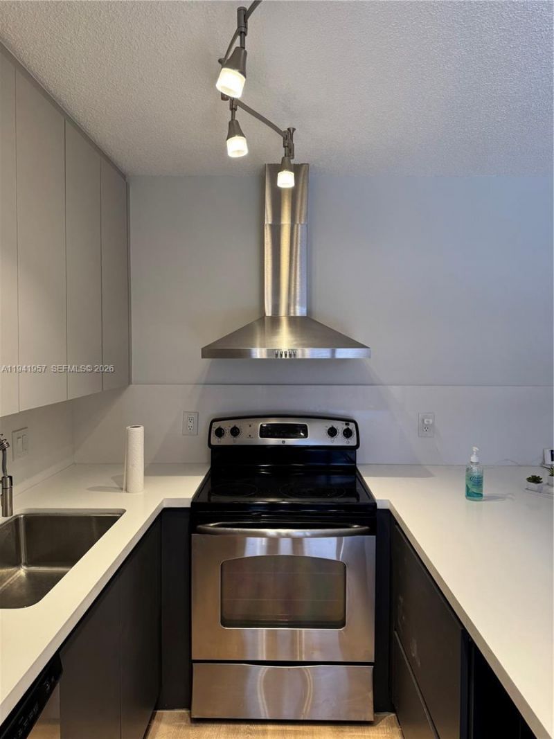 9977 NW 6th Ct, Unit 9977, Plantation, FL 33324 Photo