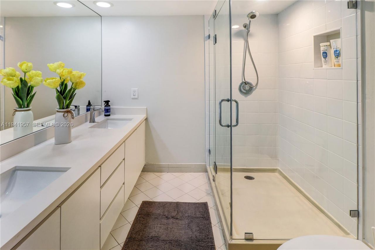 9977 NW 6th Ct, Unit 9977, Plantation, FL 33324 Photo