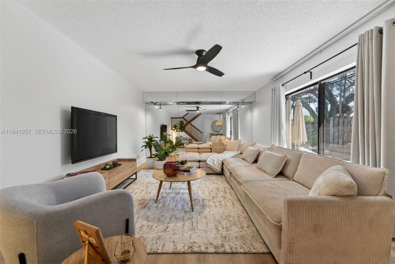 9977 NW 6th Ct, Unit 9977, Plantation, FL 33324 Photo