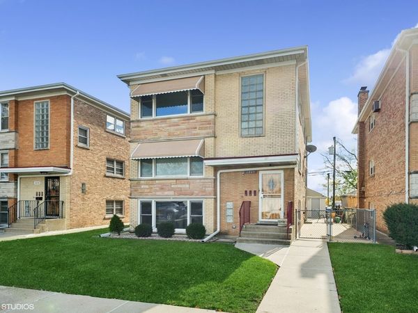 6845 W Leland Avenue, Unit 2, Harwood Heights, IL 60706