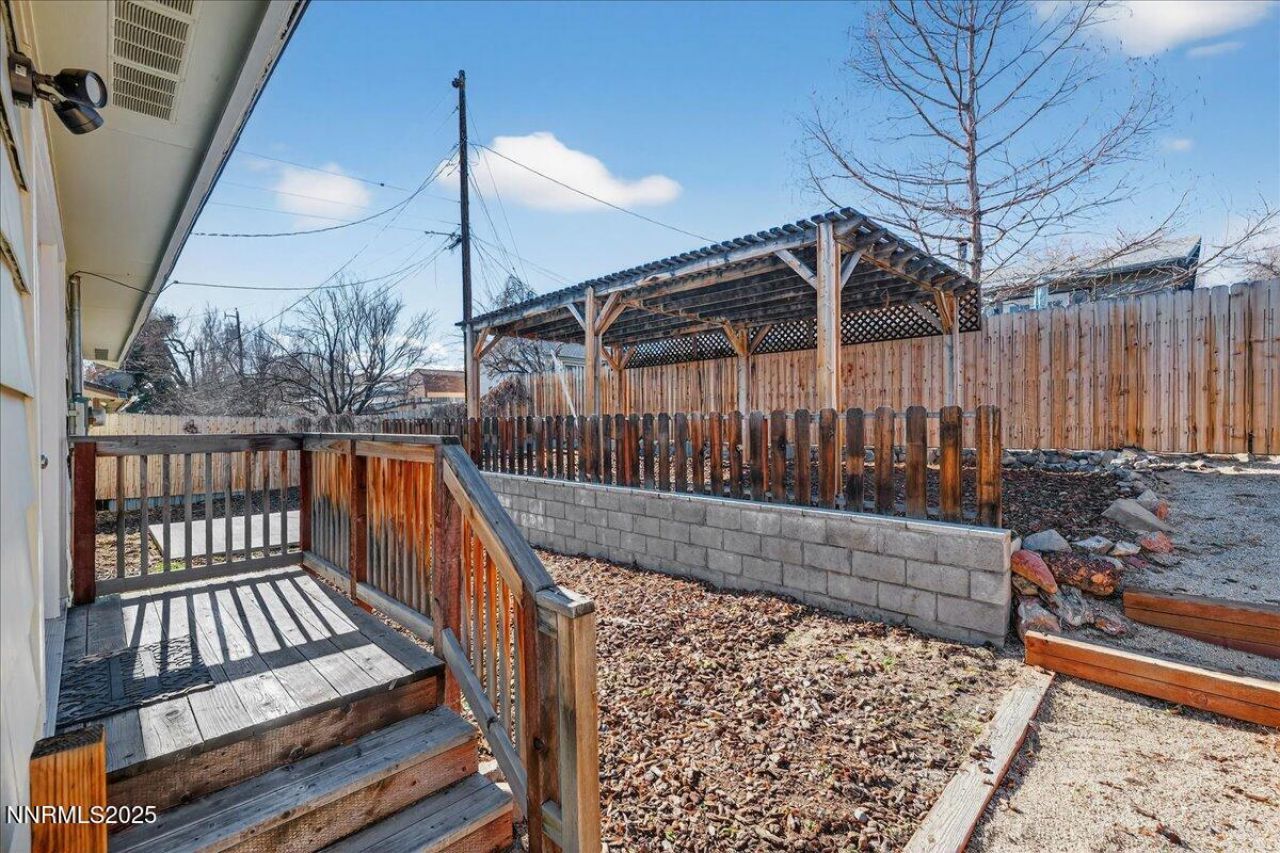 1495 Doric Drive, Reno, NV 89503 Photo