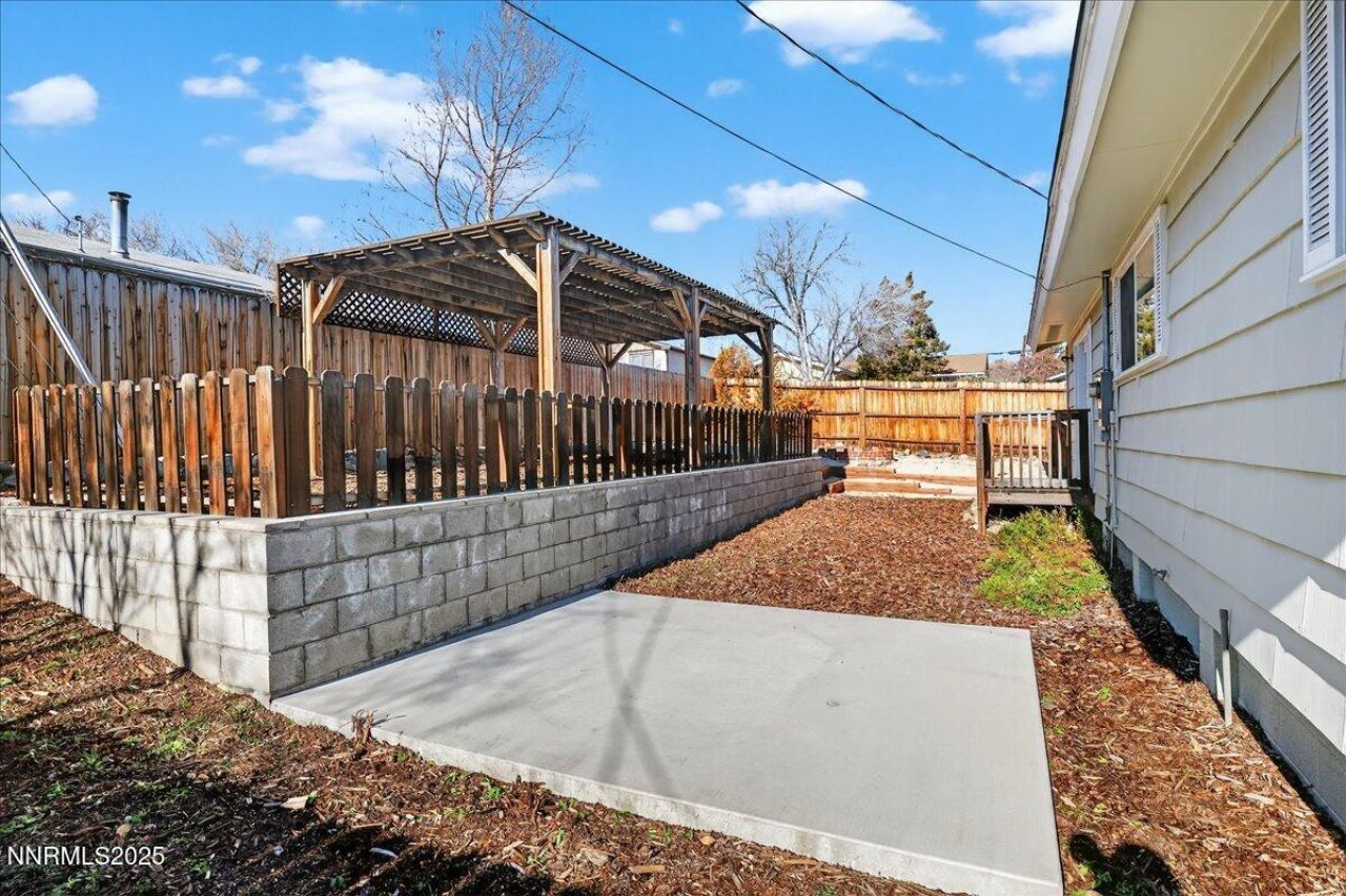 1495 Doric Drive, Reno, NV 89503 Photo