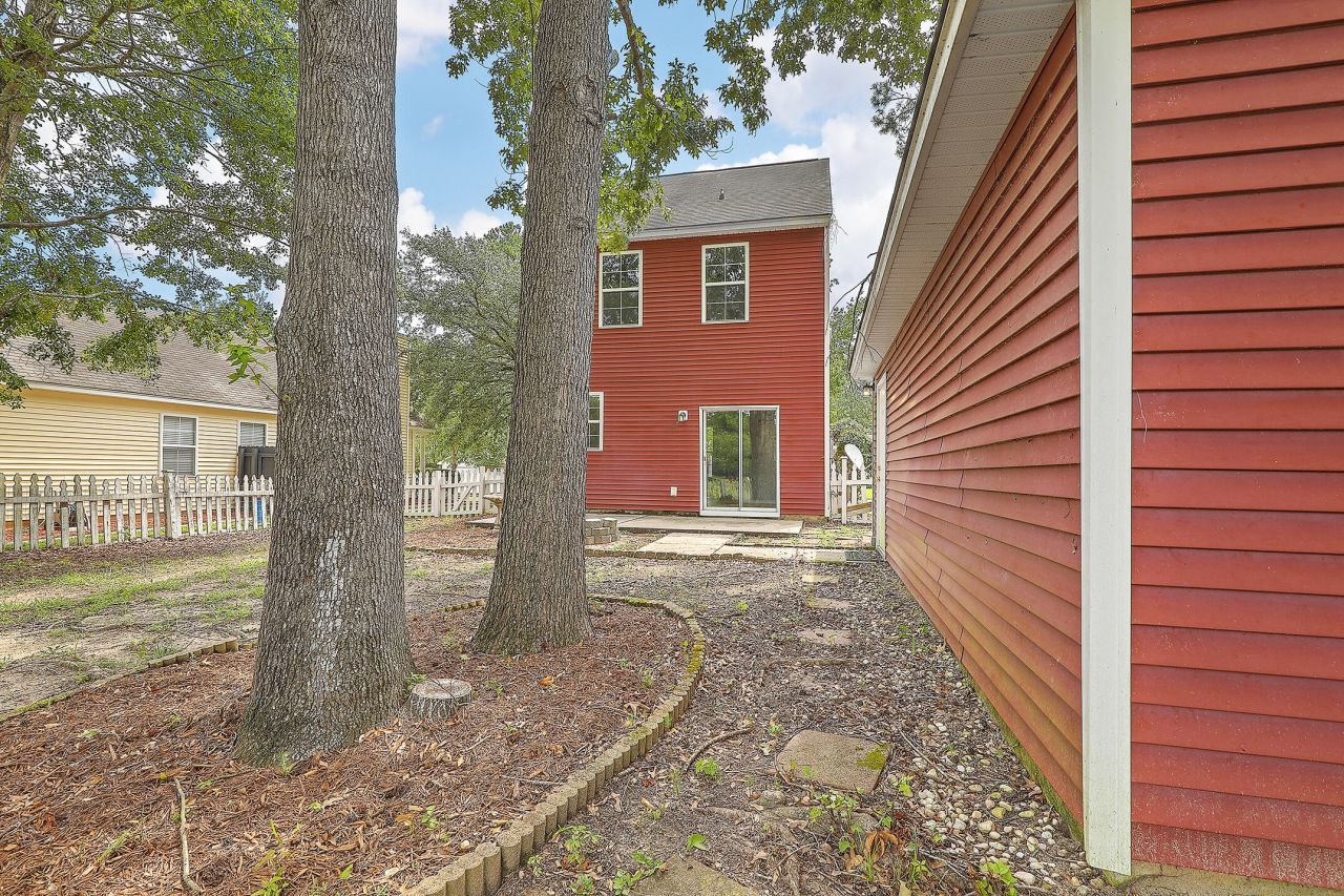 8983 Planters Row Lane Photo 29