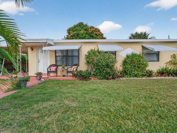 2105 Worthington Road, West Palm Beach, FL 33409