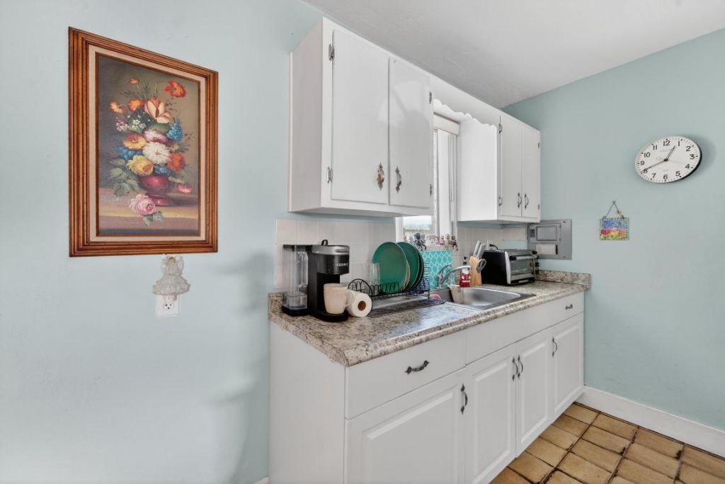 2105 Worthington Road, West Palm Beach, FL 33409 Photo