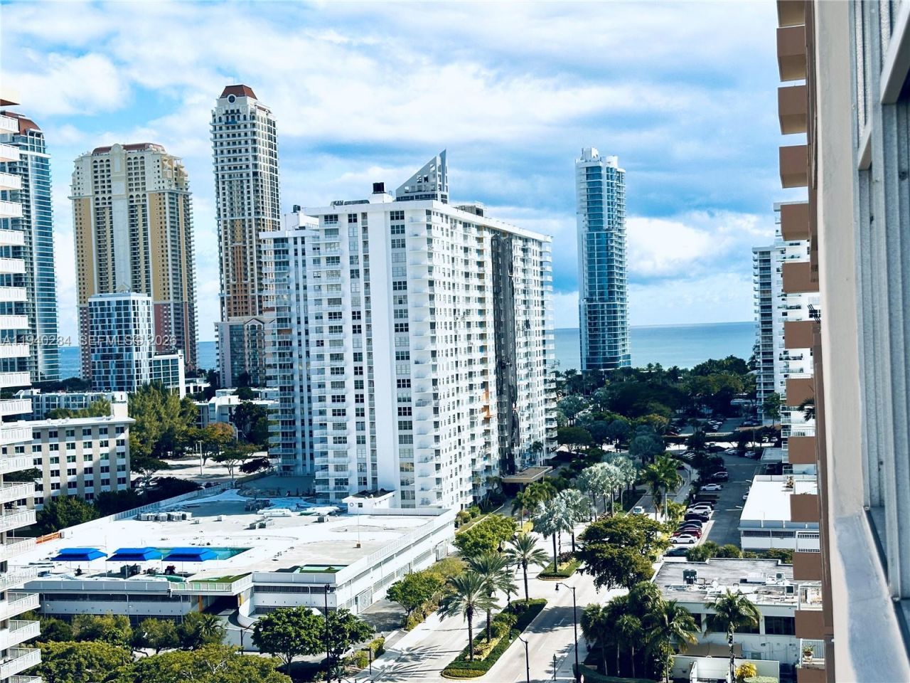 250 174th St, Unit 1510, Sunny Isles Beach, FL 33160 Photo