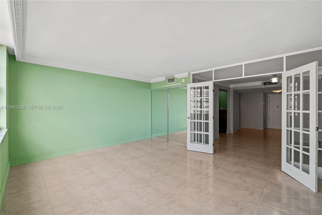 250 174th St, Unit 1510, Sunny Isles Beach, FL 33160 Photo