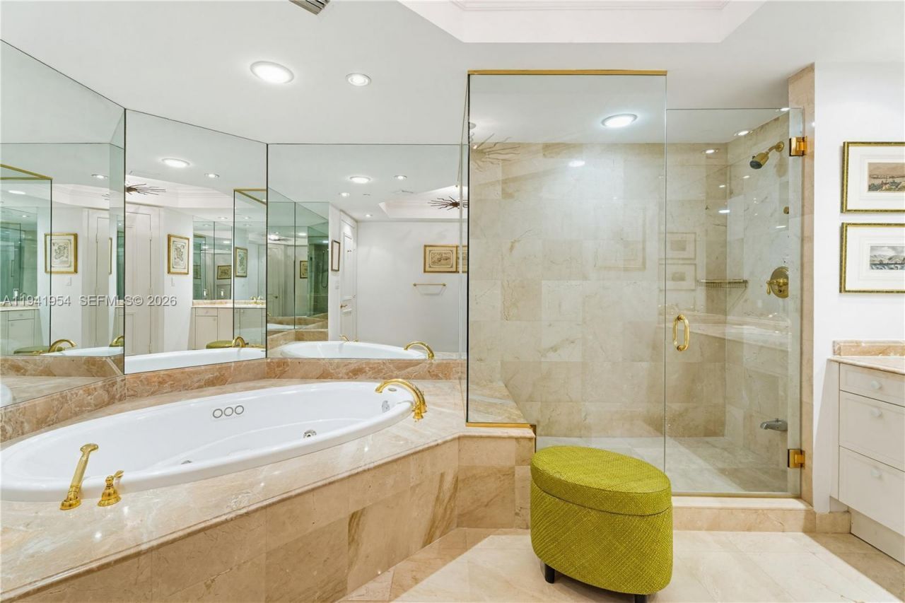 430 Grand Bay Dr , Unit 904, Key Biscayne, FL 33149 Photo