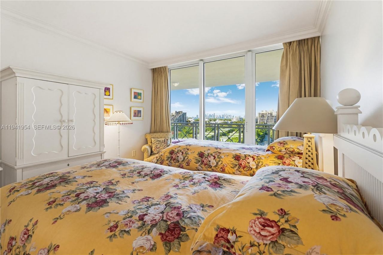 430 Grand Bay Dr , Unit 904, Key Biscayne, FL 33149 Photo