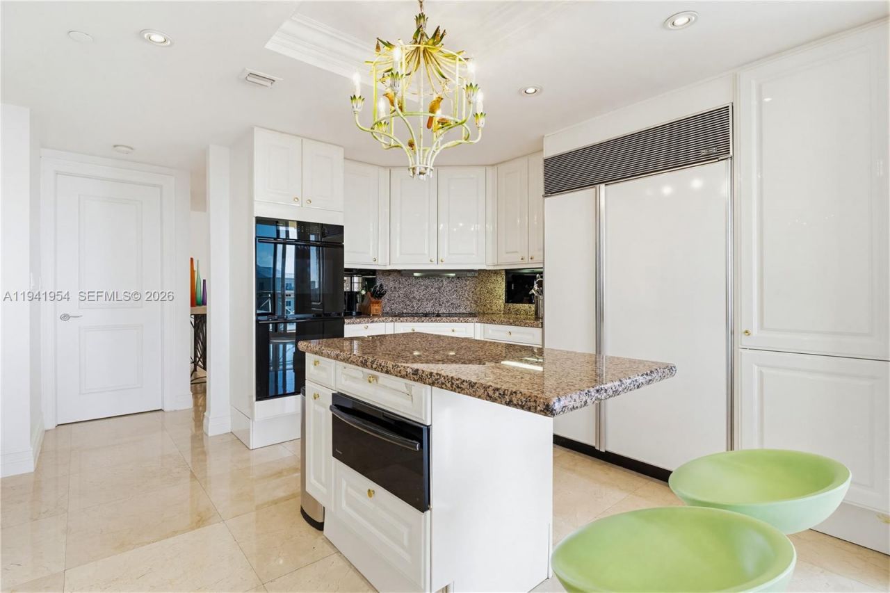 430 Grand Bay Dr , Unit 904, Key Biscayne, FL 33149 Photo