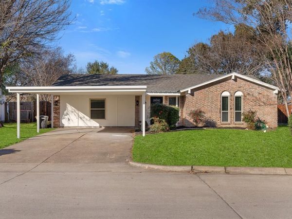 1514 Bogarte Drive, Grand Prairie, TX 75051