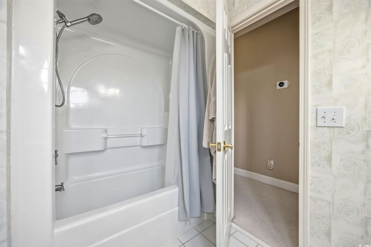 4306 Windy Heights Dr. Photo 23