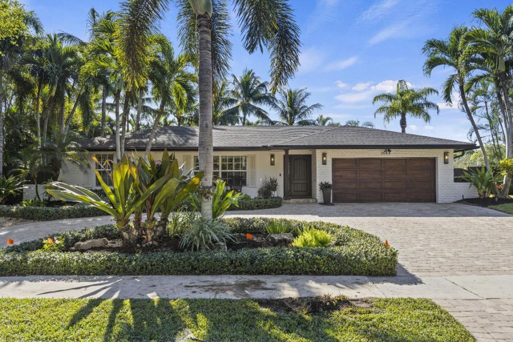 3544 Lakeview Drive, Delray Beach, FL 33445 Photo