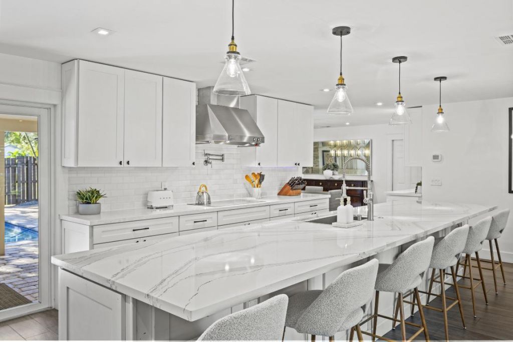 3544 Lakeview Drive, Delray Beach, FL 33445 Photo