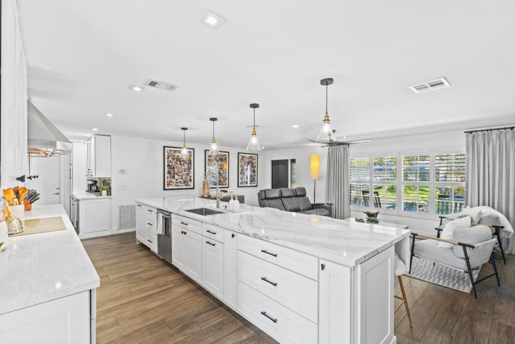 3544 Lakeview Drive, Delray Beach, FL 33445 Photo