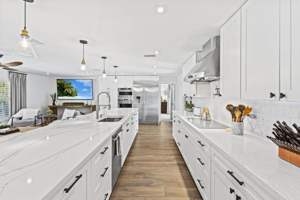 3544 Lakeview Drive, Delray Beach, FL 33445 Photo