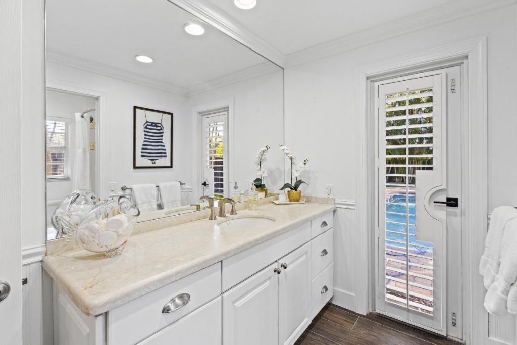 3544 Lakeview Drive, Delray Beach, FL 33445 Photo