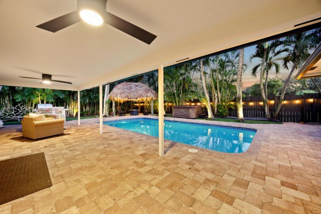 3544 Lakeview Drive, Delray Beach, FL 33445 Photo