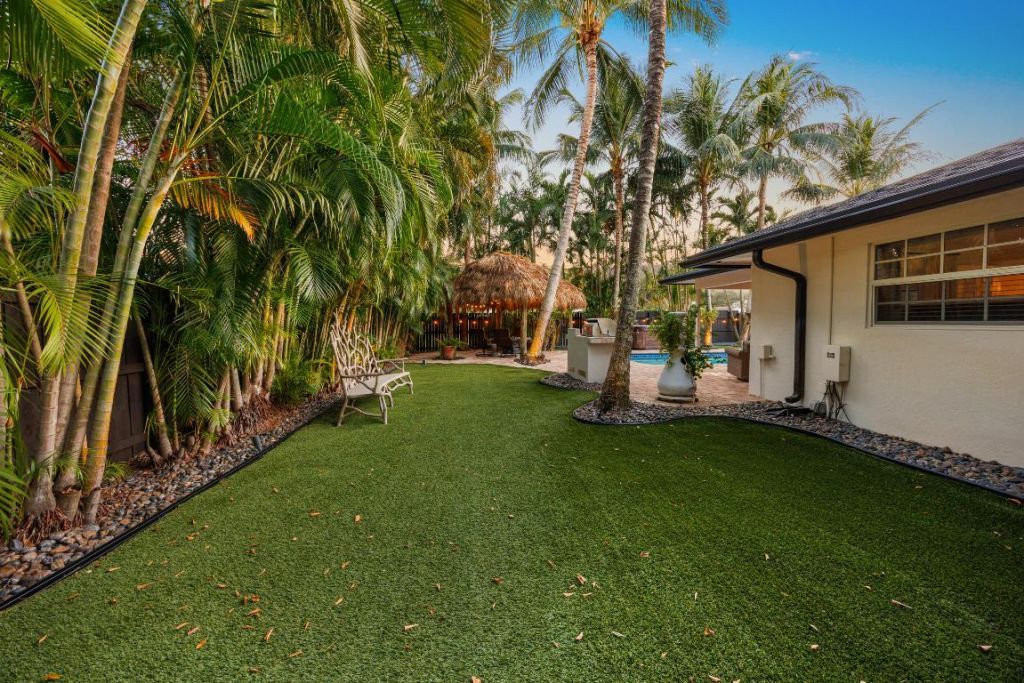 3544 Lakeview Drive, Delray Beach, FL 33445 Photo