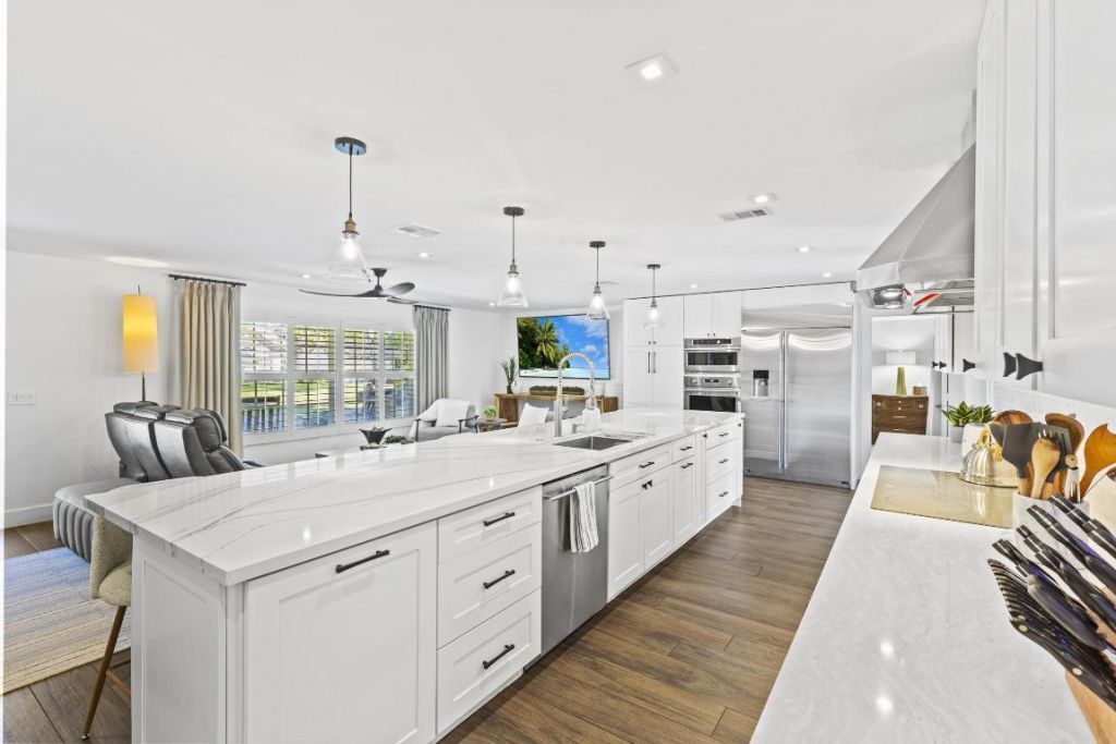 3544 Lakeview Drive, Delray Beach, FL 33445 Photo