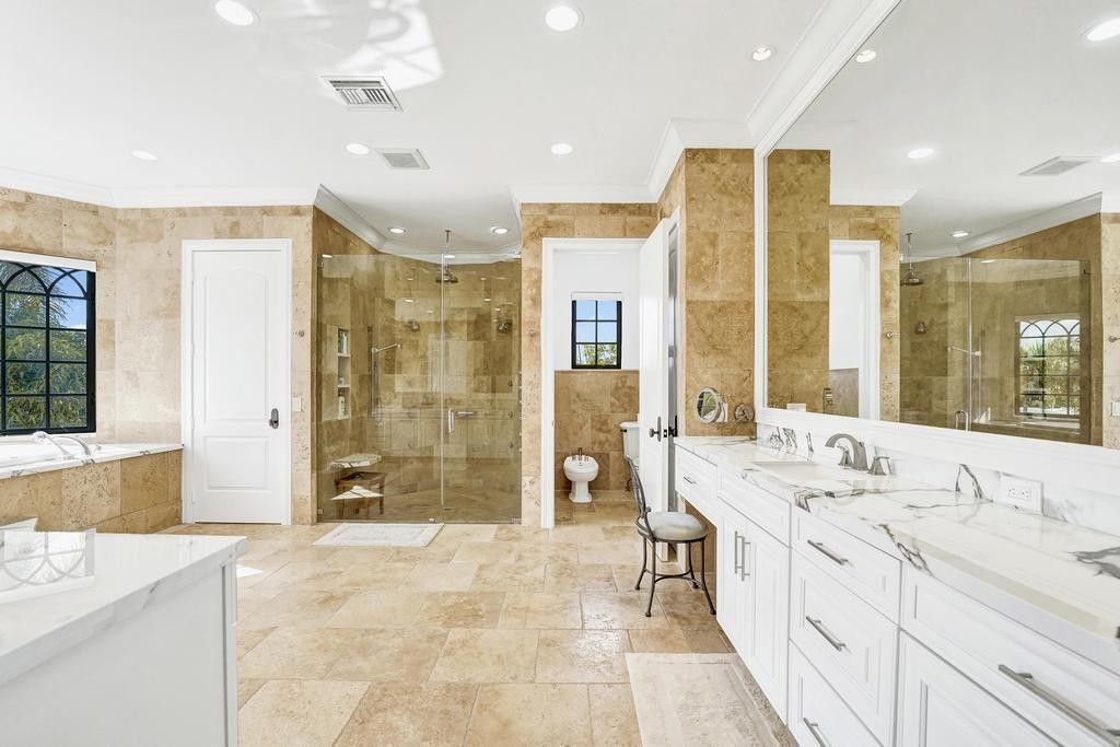 2340 NE 47th Street, Lighthouse Point, FL 33064 Photo