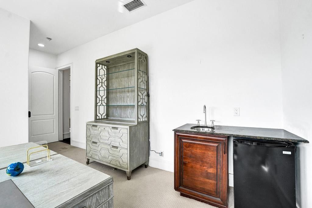 2340 NE 47th Street, Lighthouse Point, FL 33064 Photo