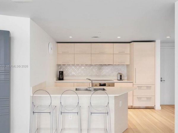 1300 S Miami Ave, Unit 3709, Miami, FL 33130