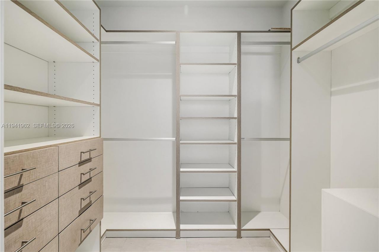 1010 SW 2nd Ave, Unit 506, Miami, FL 33130 Photo