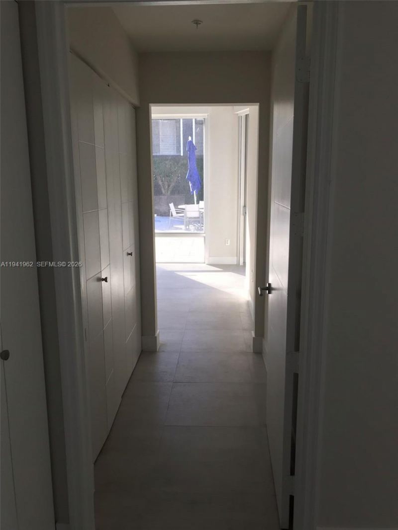 1010 SW 2nd Ave, Unit 506, Miami, FL 33130 Photo